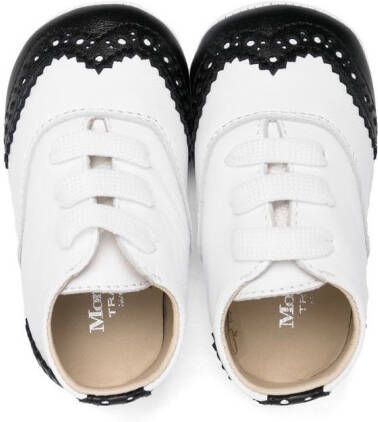 Andrea Montelpare Tweekleurige brogues Wit