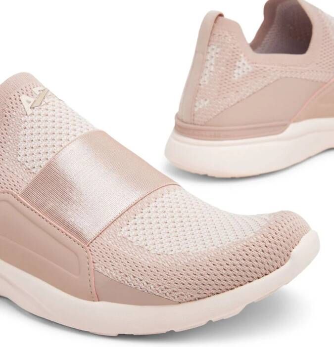 APL: ATHLETIC PROPULSION LABS Techloom sneakers Roze