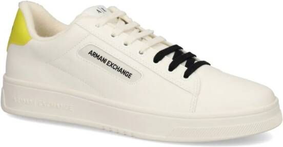 Armani Exchange Leren sneakers met dubbelkleurige veters Wit