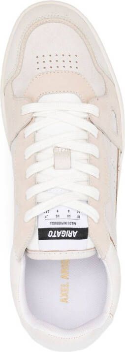 Axel Arigato Sneakers met vlakken Beige