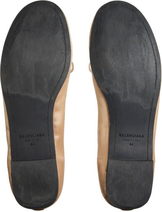 Balenciaga Leopold ballerina's Beige