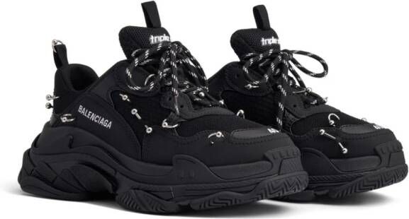 Balenciaga Triple S sneaker met piercings Zwart