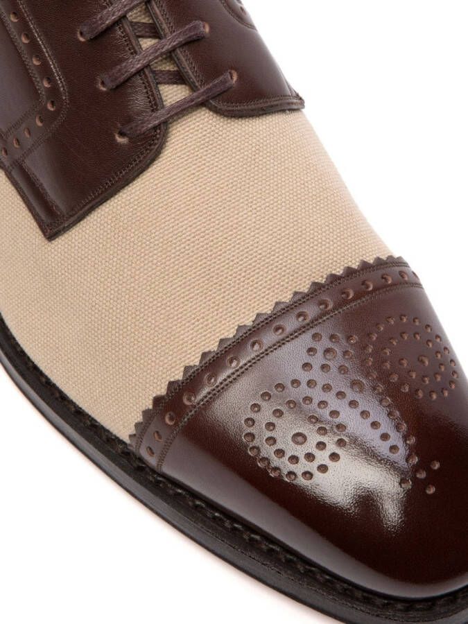 Bally Leren derby schoenen met vlakken Bruin