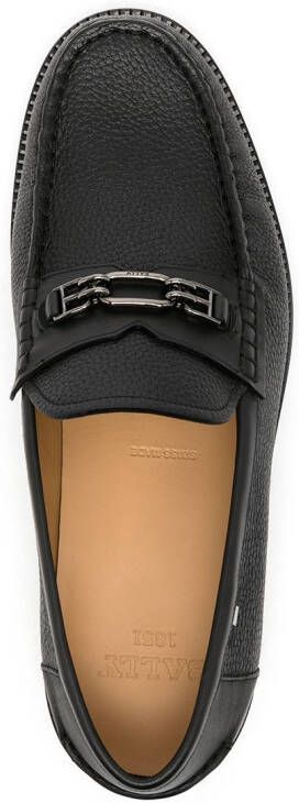 Bally Loafers met kettingdetail Zwart