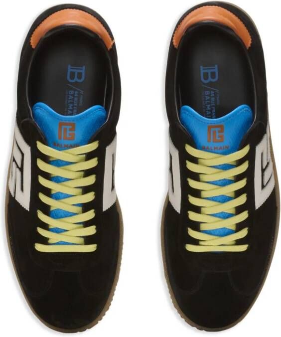 Balmain Leren sneakers met logopatch Bruin