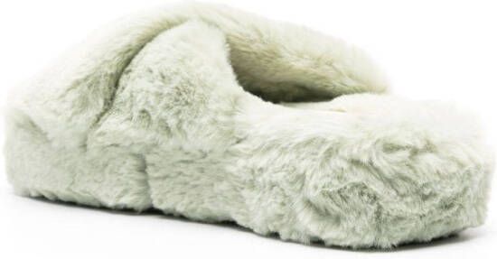 Bimba y Lola Slippers met fleece textuur Groen