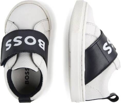 BOSS Kidswear Leren sneakers met logoprint Wit