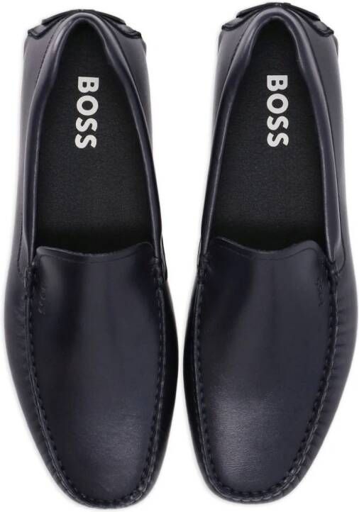 BOSS Leren loafers met logo-reliëf Blauw