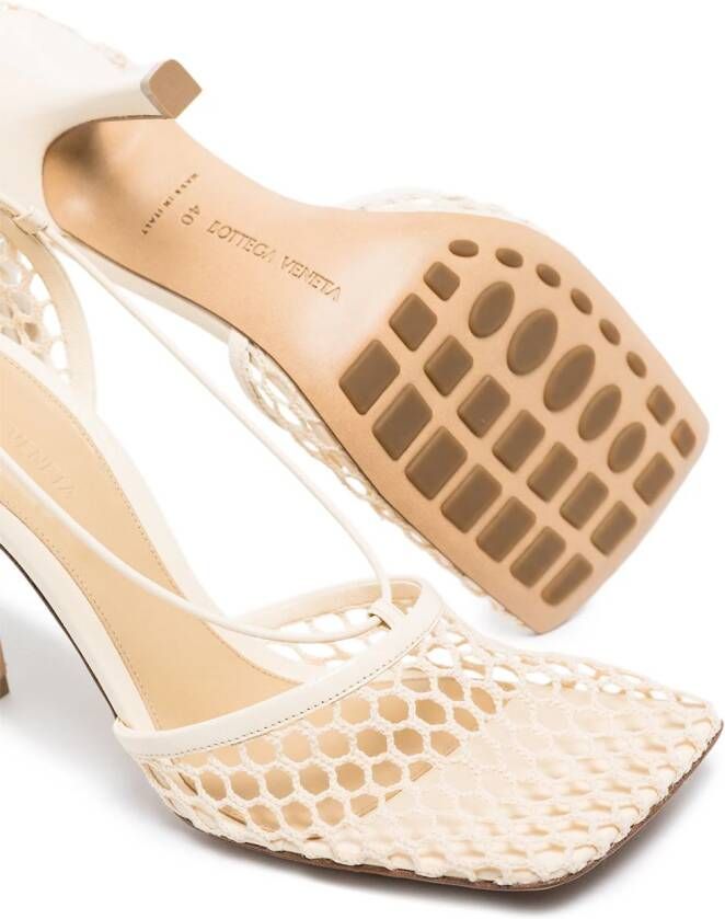 Bottega Veneta Stretch sandalen met mesh Beige