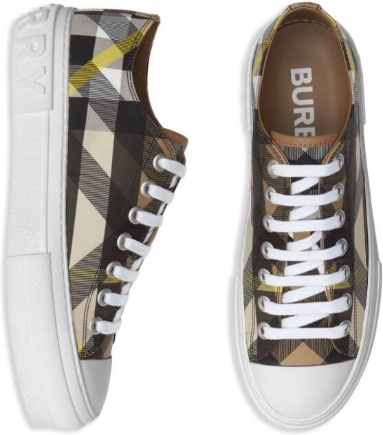 Burberry Geruite sneakers Zwart