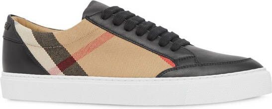 Burberry Geruite sneakers Zwart