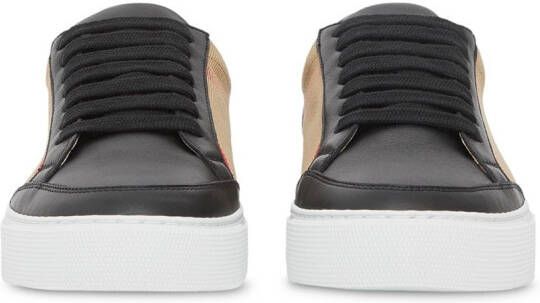 Burberry Geruite sneakers Zwart