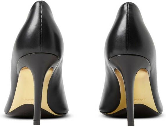 Burberry Pumps met puntige neus Zwart