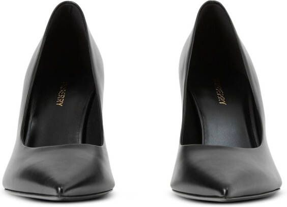 Burberry Pumps met puntige neus Zwart