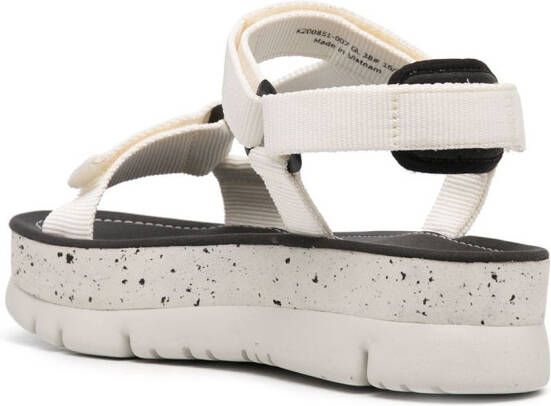 Camper Oruga Up sandalen met plateauzool Wit