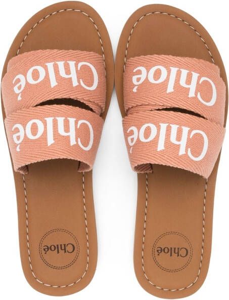 Chloé Kids Slippers met logoprint Bruin