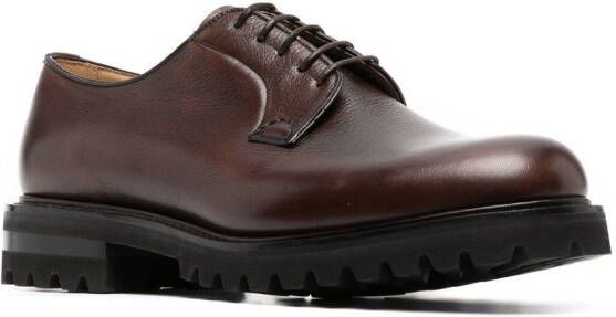 Church's Brogues met veters Bruin