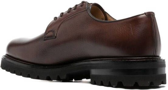 Church's Brogues met veters Bruin