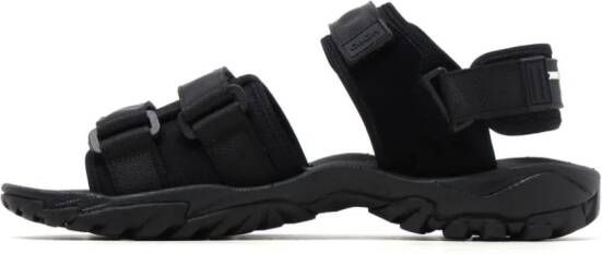 Comme des Garçons Homme Sandalen met klittenband en logo-applicatie Zwart