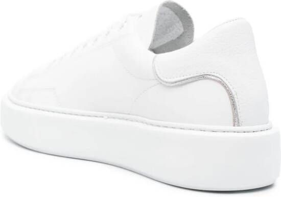 D.A.T.E. Leren sneakers Wit