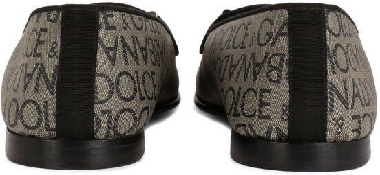 Dolce & Gabbana Loafers met jacquard en logo label Bruin