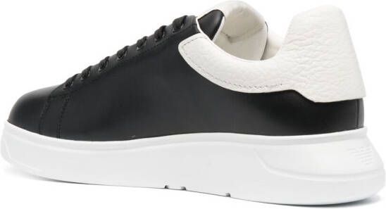 Emporio Armani Signature leren sneakers Zwart