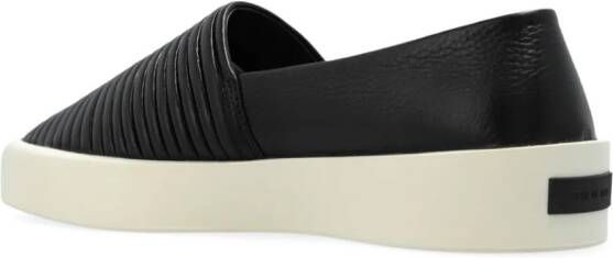 Fear Of God Gewatteerde leren slippers Zwart