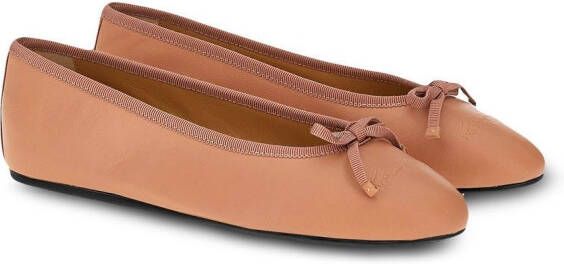 Ferragamo Ballerina's met strikdetail Beige