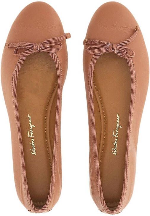 Ferragamo Ballerina's met strikdetail Beige