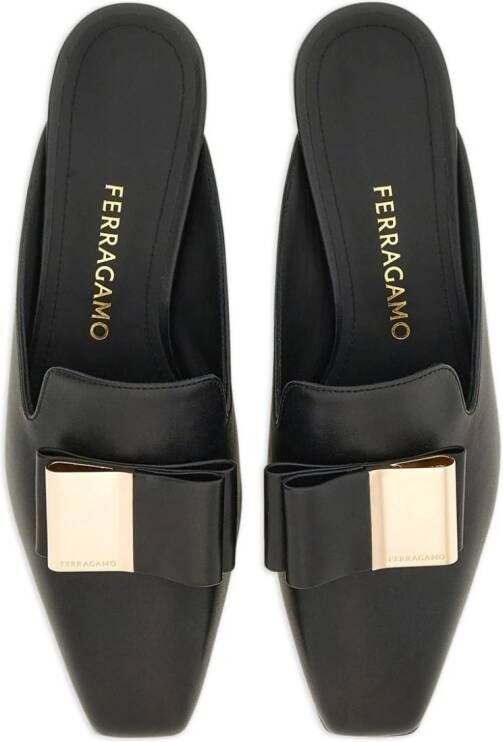 Ferragamo Double Bow leren pumps Zwart