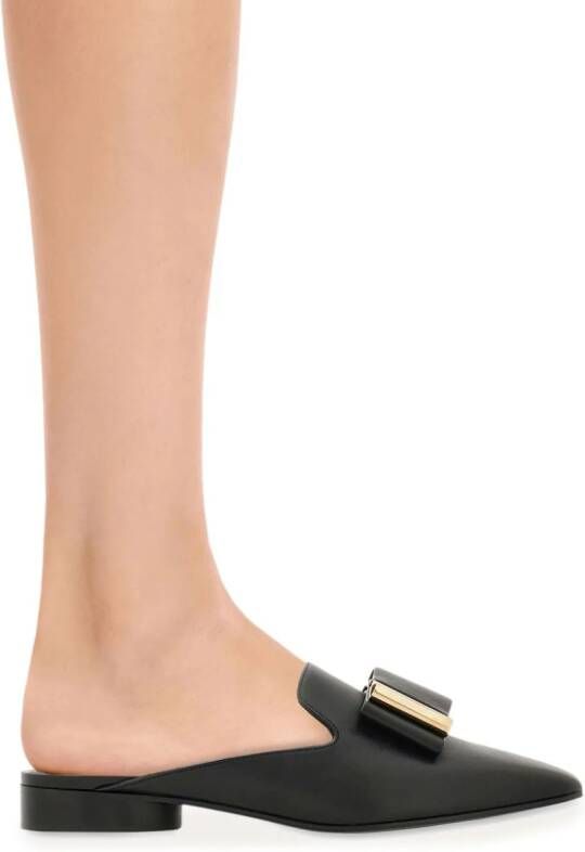 Ferragamo Double Bow leren pumps Zwart