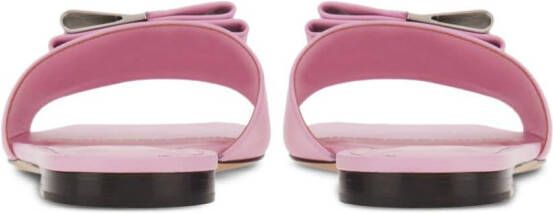 Ferragamo Leren slippers Roze