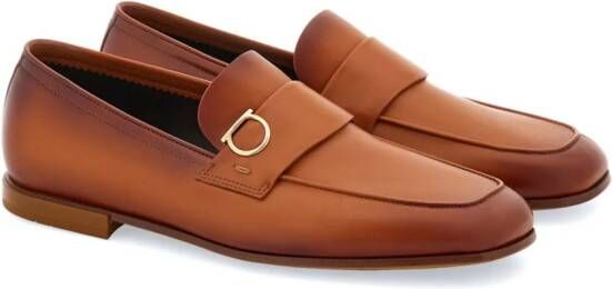 Ferragamo Gancini leren mocassin loafers met bedel Bruin