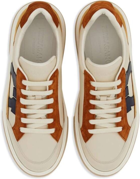 Ferragamo Gancini leren sneakers Beige