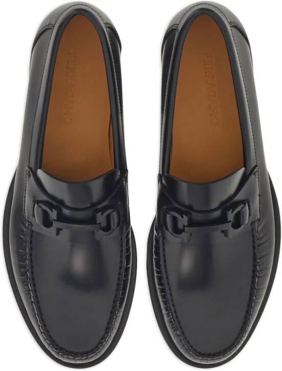 Ferragamo Gancini loafers met plateauzool Zwart