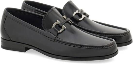 Ferragamo Loafers met Gancini plakkaat Zwart