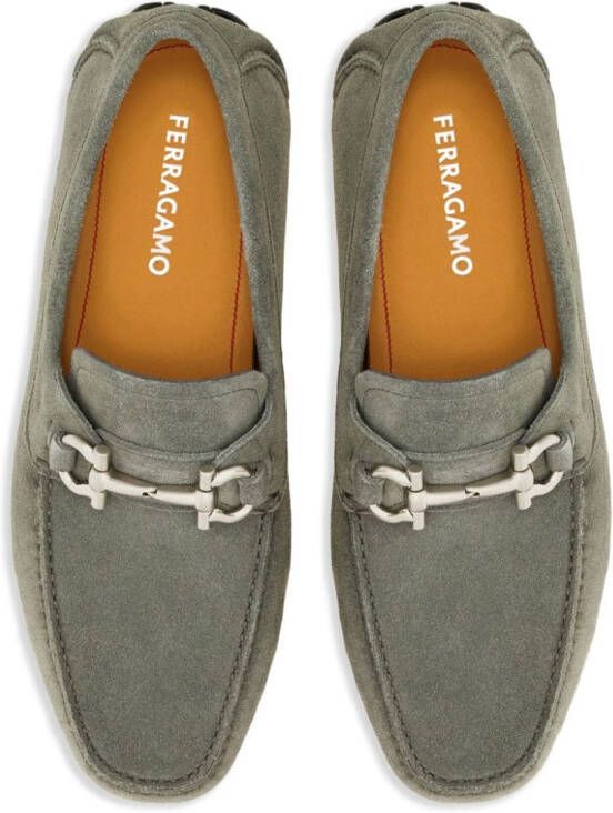 Ferragamo Gancini suède loafers Grijs