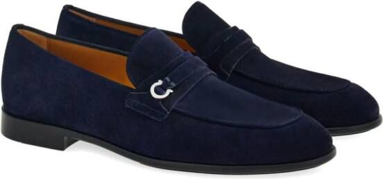 Ferragamo Gancini suède loafers Blauw