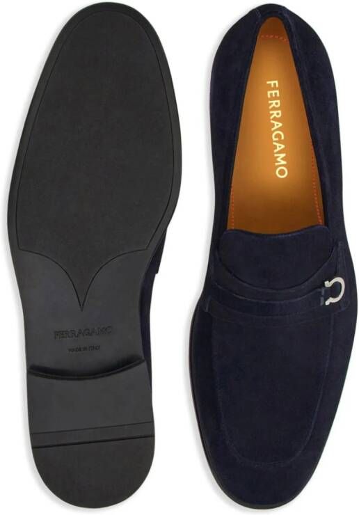 Ferragamo Gancini suède loafers Blauw