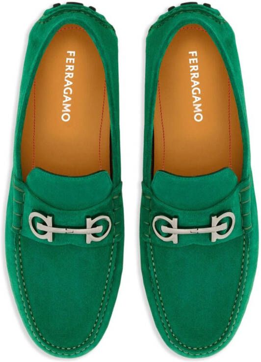 Ferragamo Gancini suède loafers Groen