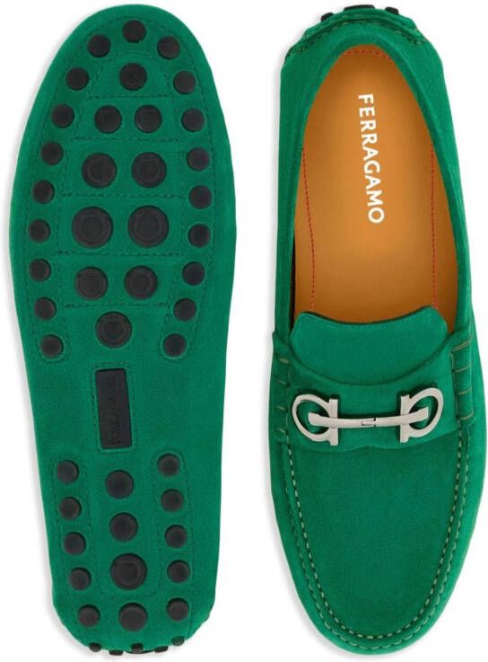 Ferragamo Gancini suède loafers Groen