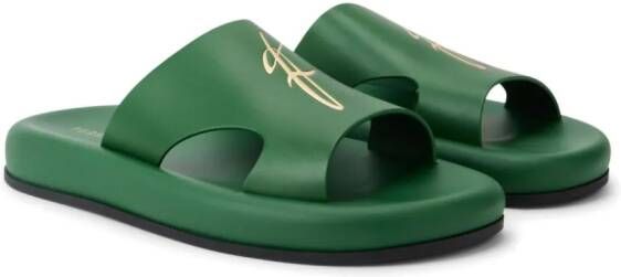 Ferragamo Leren slippers Groen