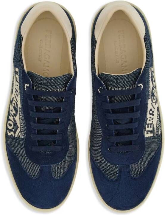 Ferragamo Sneakers met logoprint Blauw