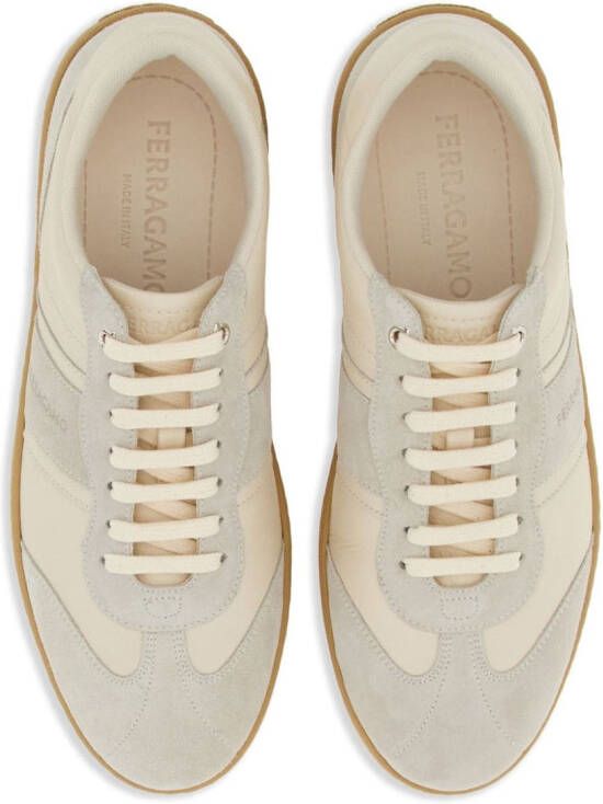 Ferragamo Low-top sneakers Wit