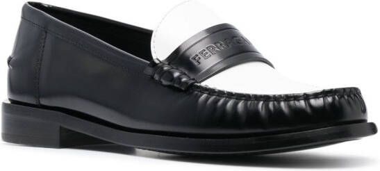 Ferragamo Tweekleurige loafers Zwart