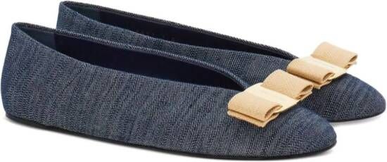 Ferragamo Vara denim ballerina's Blauw