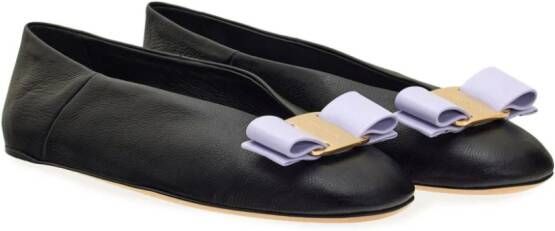 Ferragamo Vara leren ballerina's Zwart