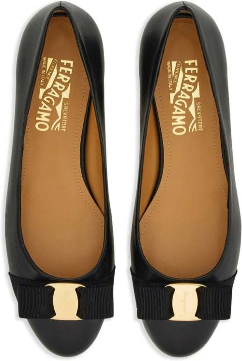 Ferragamo Varina leren ballerina's Zwart