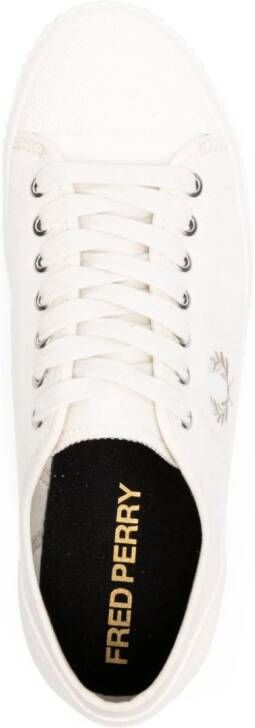 Fred Perry Low Hughes canvas sneakers Wit