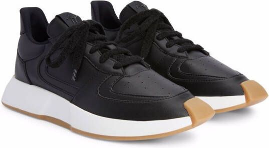 Giuseppe Zanotti Ferox sneakers met kant Zwart